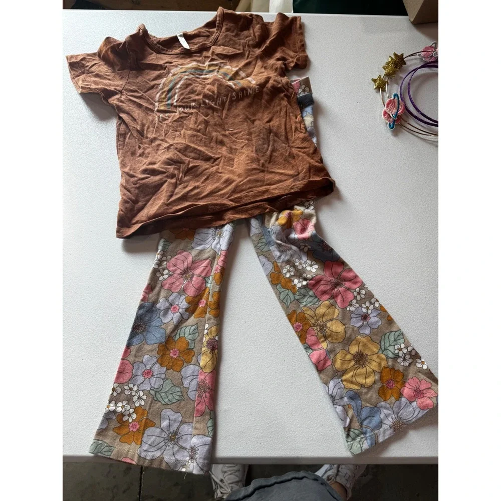 Rylee Cru Rainbow Shirt H&M Floral Flare Leggings Set Girls 4-5Y Brown Multi